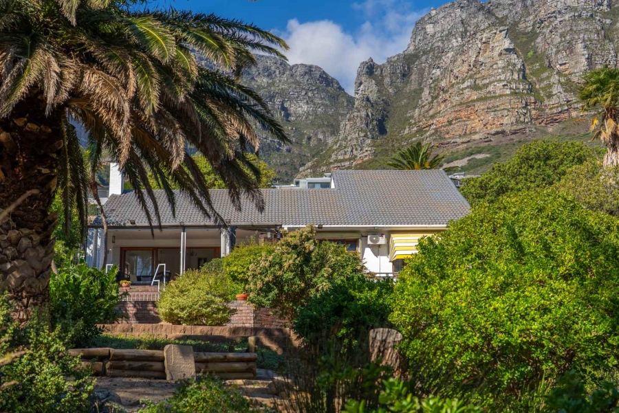To Let 3 Bedroom Property for Rent in Bakoven Western Cape